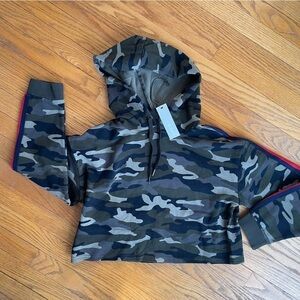 NEW BB Dakota Womens MIA Cropped Hoodie Army Green Size Small NWT